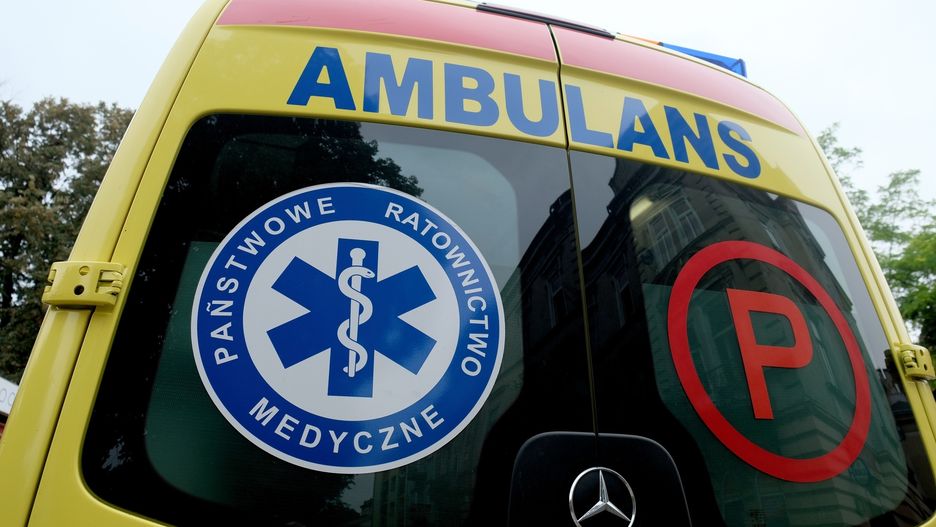 Łódź. 13-miesięczna dziewczynka wypadł z okna kamienicy