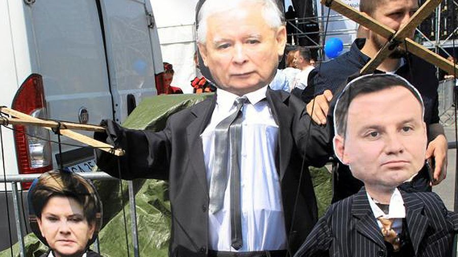 Marionetki na "Marszu Wolności"