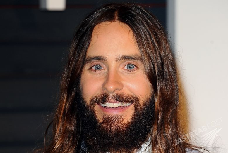 Jared Leto już tak nie wygląda. Aktor obciął włosy i zgolił brodę