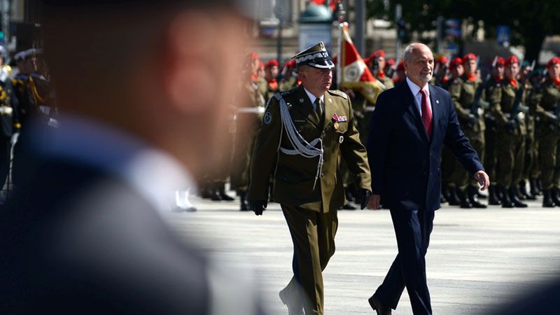 Antoni Macierewicz mówił o "wielkiej przemianie, jaką przechodzi Wojsko Polskie"