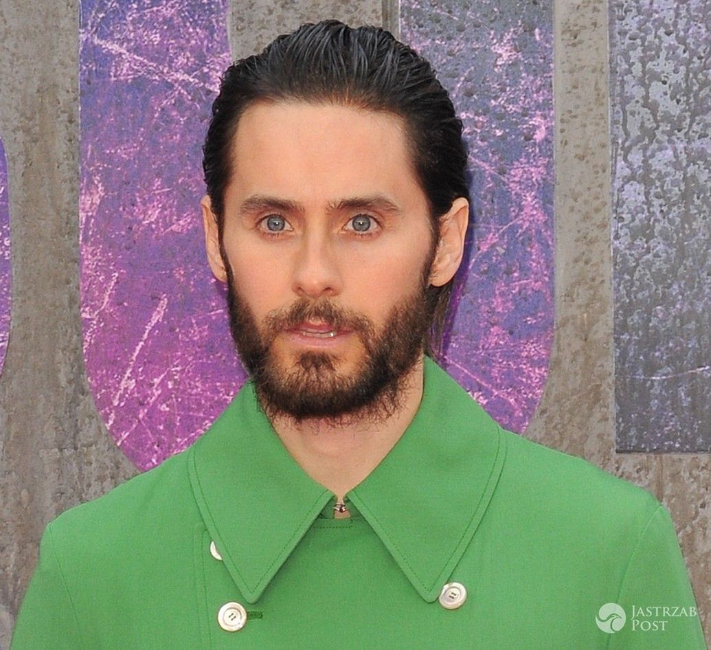 Płaszcz: Gucci. Jared Leto, premiera filmu "Legion samobójców" w Londynie (fot. ONS)