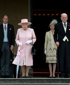 Księżna Kate w cieniu. Dawno niewidziany książę Filip czynił honory na garden party królowej
