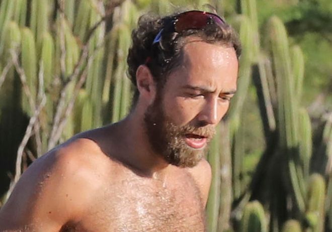 James Middleton pokazał swoją dziewczynę w bikini. Brat Kate wychodzi na prostą