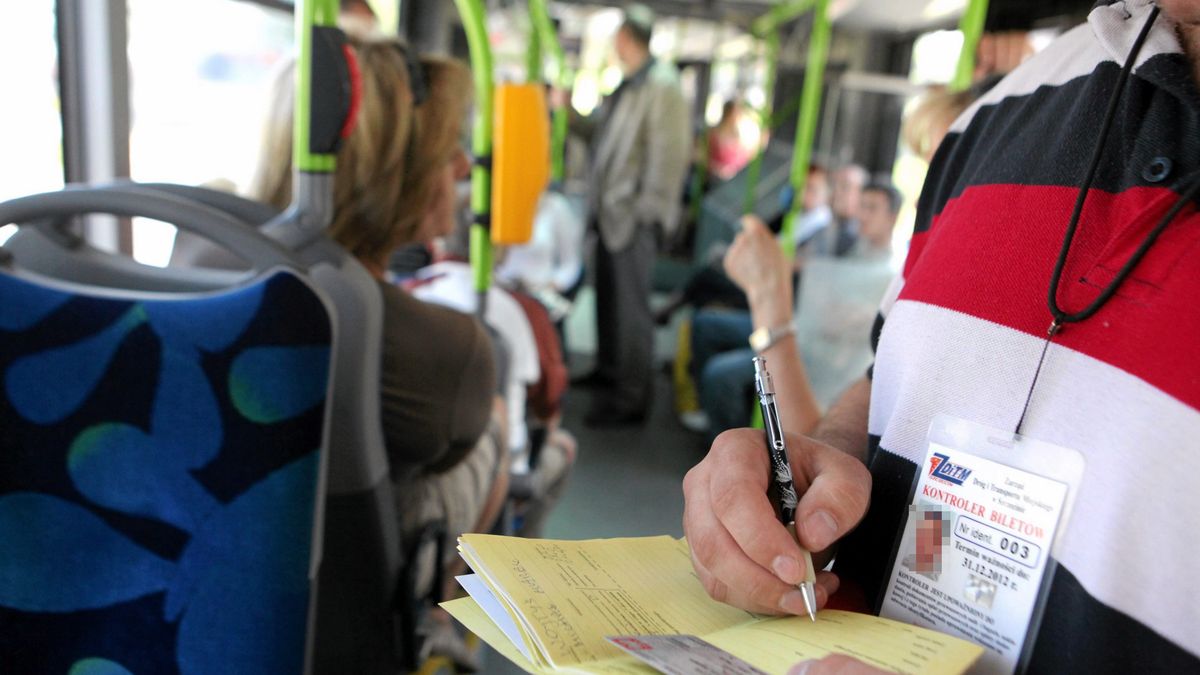 Przybywa gapowiczów. Rekordowy dług za niezapłacone mandaty