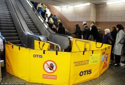 Awaria ruchomych schodów w warszawskim metrze. Wiadomo, co zawiniło