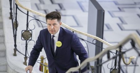 500+ na pierwsze dziecko. Petru: "Antygospodarczy parlament"