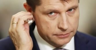 Kulisy rezygnacji Petru. "Rysiek przyznał, że stał się obciążeniem"