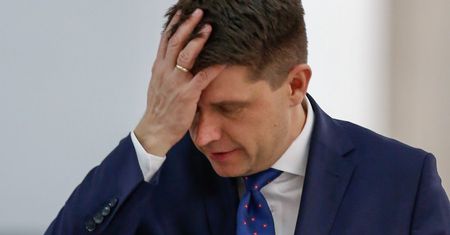 Kolejna wpadka Petru: wzywa do uwolnienia polityka, którego nikt nie aresztował