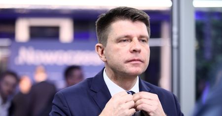 "Nie sądzę". Ryszard Petru twierdzi, że nie przejdzie do PO