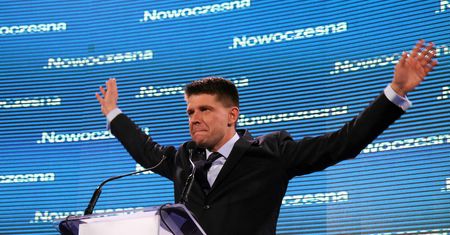 Petru pewny zwycięstwa. Chce być przewodniczącym partii. Oczekuje "bardzo silnego mandatu"