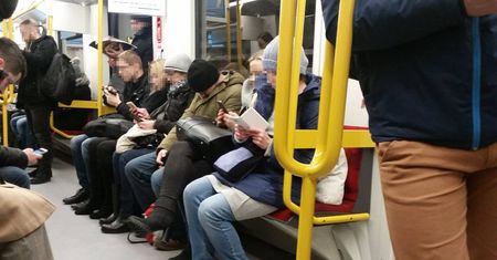 Jechała warszawskim metrem. Zdziwił ją jeden szczegół