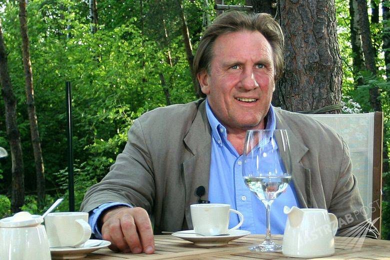 Gerard Depardieu wyrzekł się rosyjskiego obywatelstwa?