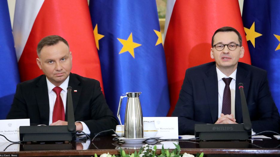 Andrzej Duda i Mateusz Morawiecki prowadzą w rankingu zaufania mimo spadku w porównaniu z poprzednim sondażem