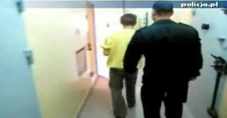 Świętokrzyskie: Napadli na policjanta