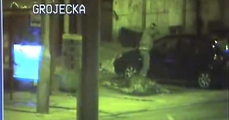 Warszawa: Pijany uszkodził 2 auta