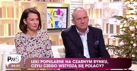 Polacy coraz częściej kupują leki w sieci