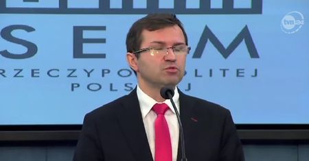 Girzyński ws. służbowych podróży