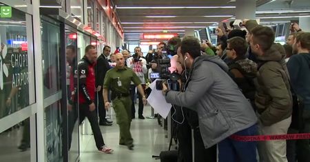 Rafał Sonik wrócił do Polski. Szaleństwo na lotnisku
