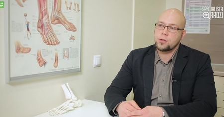 Pozycje obciążające kręgosłup [Specjalista radzi]