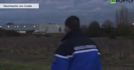 Francja: szturm na drukarnię i sklep