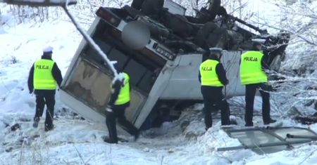 Groźny wypadek busa na Śląsku