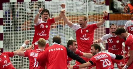 Piłkarze ręczni zbierają gratulacje