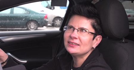 Kobieta za kierownicą taxi zdradza pikantne szczegóły