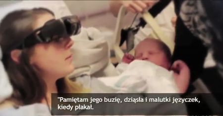 Pierwszy raz zobaczyła swoje dziecko