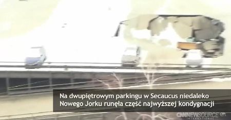 Parking zarwał się pod pługiem