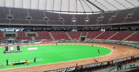 Trening żużlowców na Stadionie Narodowym