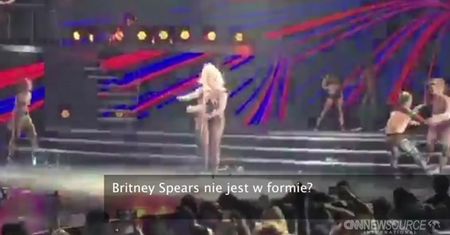 Britney Spears upada na koncercie