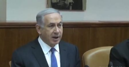 Premier Izraela namawia Żydów do emigracji z Europy