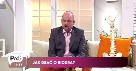 Bóle głowy mogą świadczyć o problemie z... biodrami