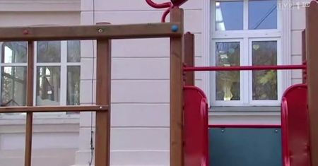 Matka włożyła synowi dyktafon do plecaka. Nagranie obiega Polskę