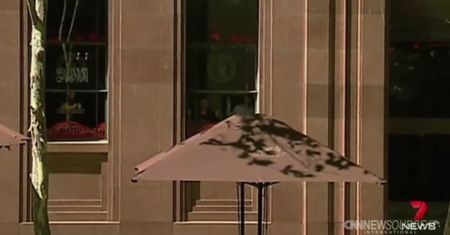 Atak w Sydney. "Flaga z arabskimi literami"