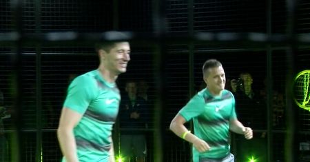 Lewandowski zagrał na dachu wieżowca