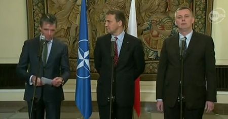 'NATO stoi ramię w ramię z Polską'