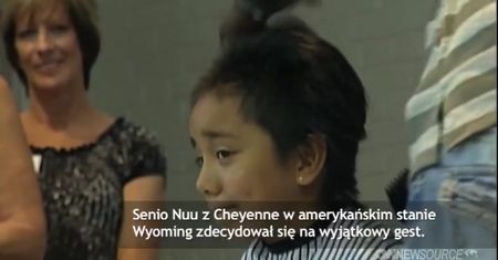 Obciął włosy, by wesprzeć koleżankę chorą na białaczkę