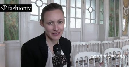 Futurystyczna Corrie Nielsen
