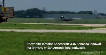 Pilot posadził samolot "na brzuchu"