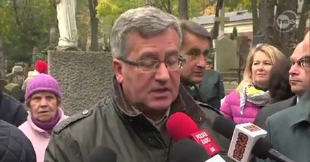 Prezydent Komorowski na Starych Powązkach