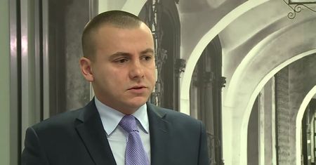 Handel kwiatami i zniczami jest opodatkowany