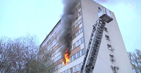 Pożar w bloku socjalnym w Kielcach