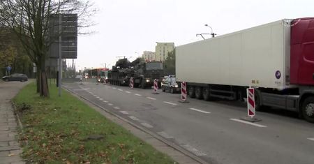 Wyrzutnia rakiet stanęła w korku w Łodzi