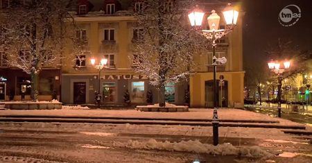 Śnieg przykrył Białystok