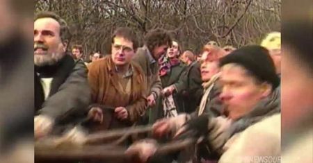 25 lat temu upadł Mur Berliński