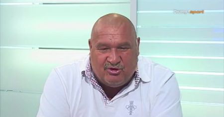 Skrzecz ostro krytykuje Szpilkę