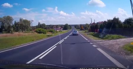 Wyprzedzanie na przejściu dla pieszych