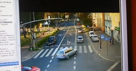 Bójka po zwróceniu uwagi za porysowanie lusterka