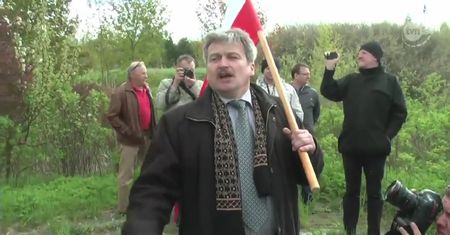 Pomnik zdewastowany. Rosjanie odwołali przyjazd